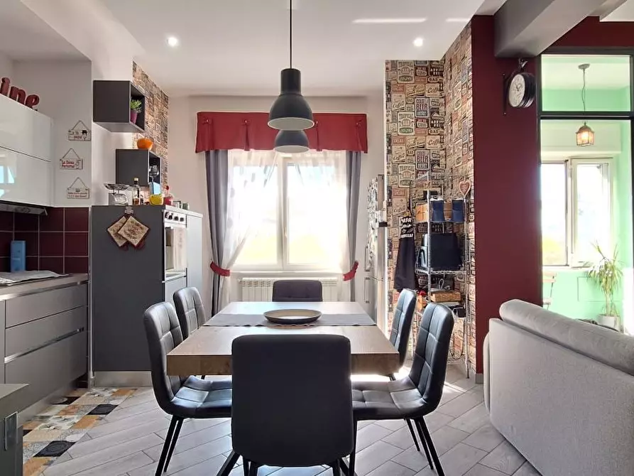 Immagine 6 di Appartamento in vendita  31 a Napoli