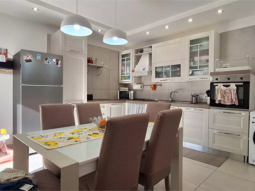 Immagine 7 di Appartamento in vendita  20/F a Napoli