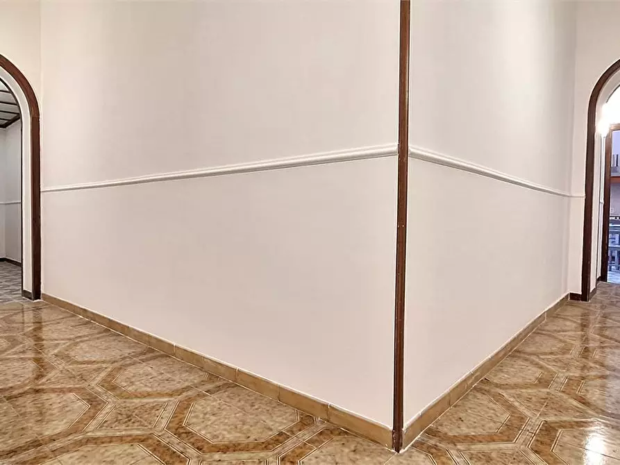 Immagine 8 di Appartamento in vendita  24 a Napoli