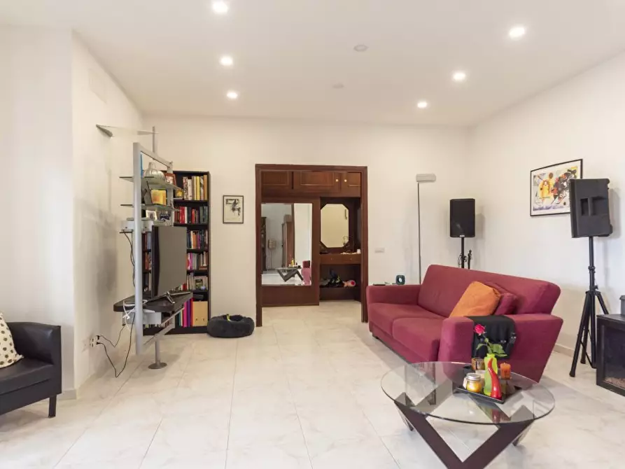 Immagine 9 di Appartamento in vendita  3 a Marano Di Napoli