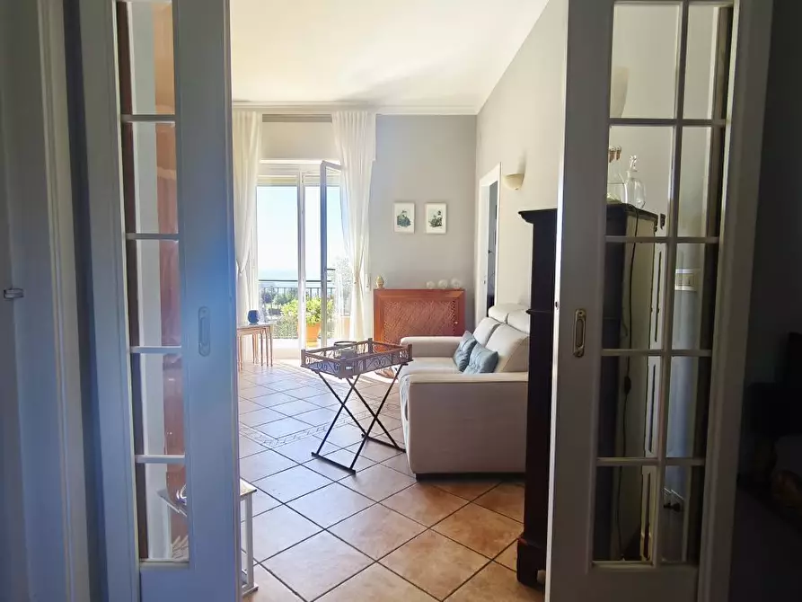 Immagine 5 di Appartamento in vendita  a Napoli