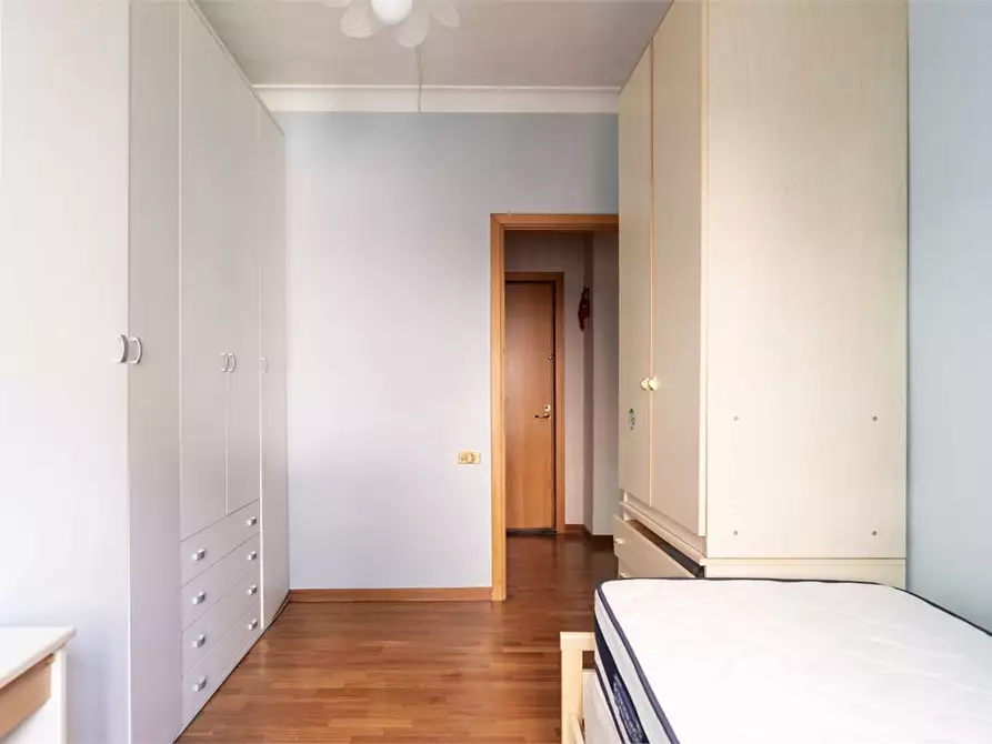 Immagine 7 di Appartamento in vendita  125D a Napoli