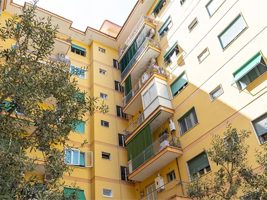 Immagine 1 di Appartamento in vendita  125D a Napoli