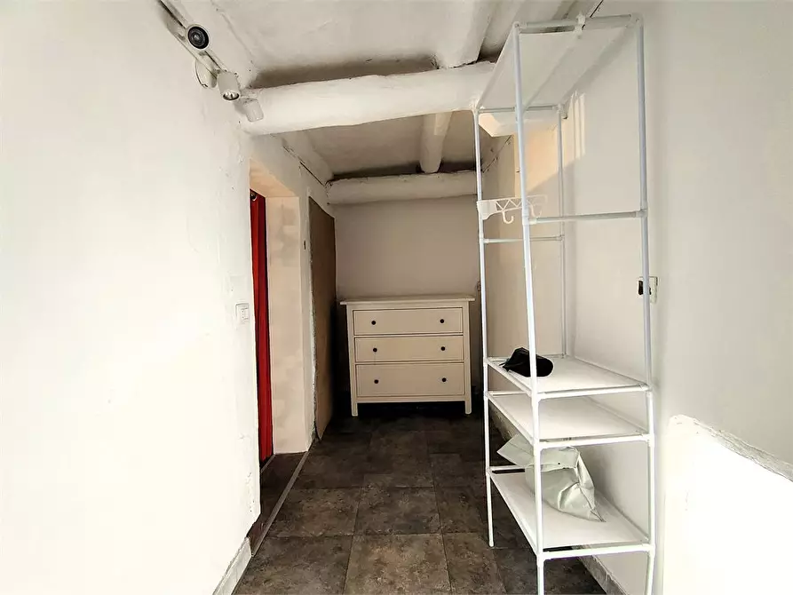 Immagine 10 di Appartamento in vendita  10 a Napoli