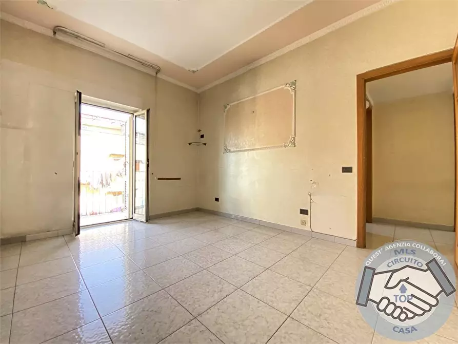 Immagine 7 di Appartamento in vendita  20F a Napoli