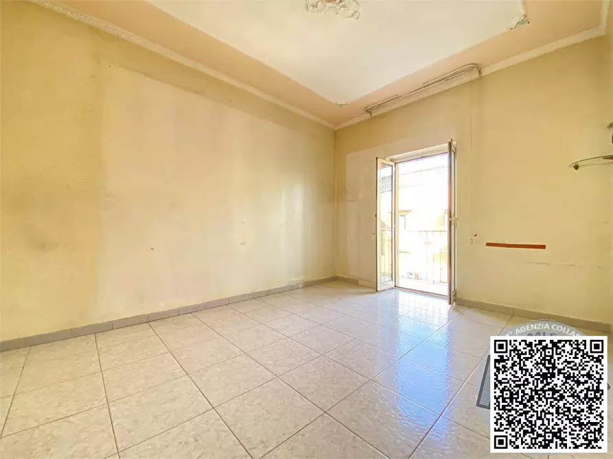 Immagine 2 di Appartamento in vendita  20F a Napoli