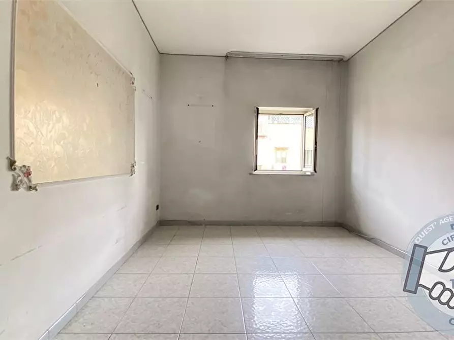 Immagine 9 di Appartamento in vendita  20F a Napoli