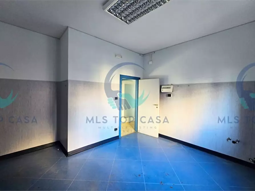 Immagine 2 di Appartamento in vendita  58 a Napoli