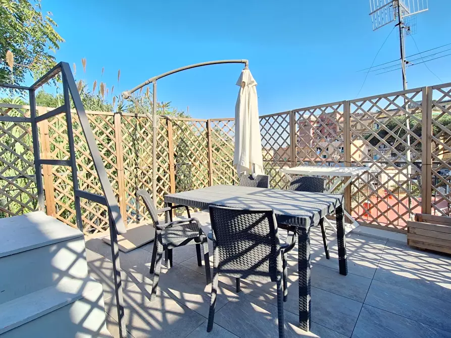 Immagine 3 di Appartamento in vendita  10 a Napoli