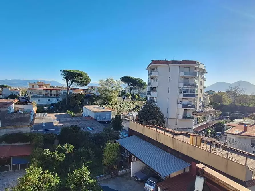 Immagine 8 di Appartamento in vendita  a Napoli