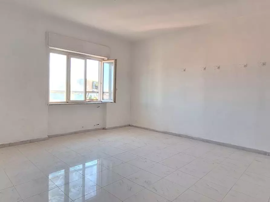 Immagine 9 di Appartamento in vendita  a Napoli