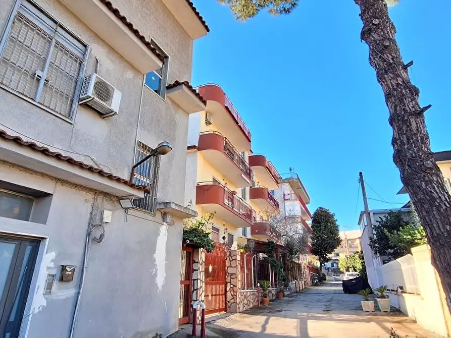 Immagine 5 di Appartamento in vendita  a Napoli