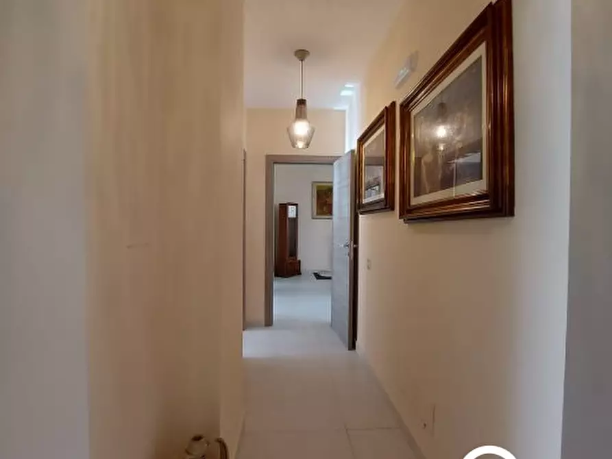 Immagine 9 di Appartamento in vendita  a Frattamaggiore