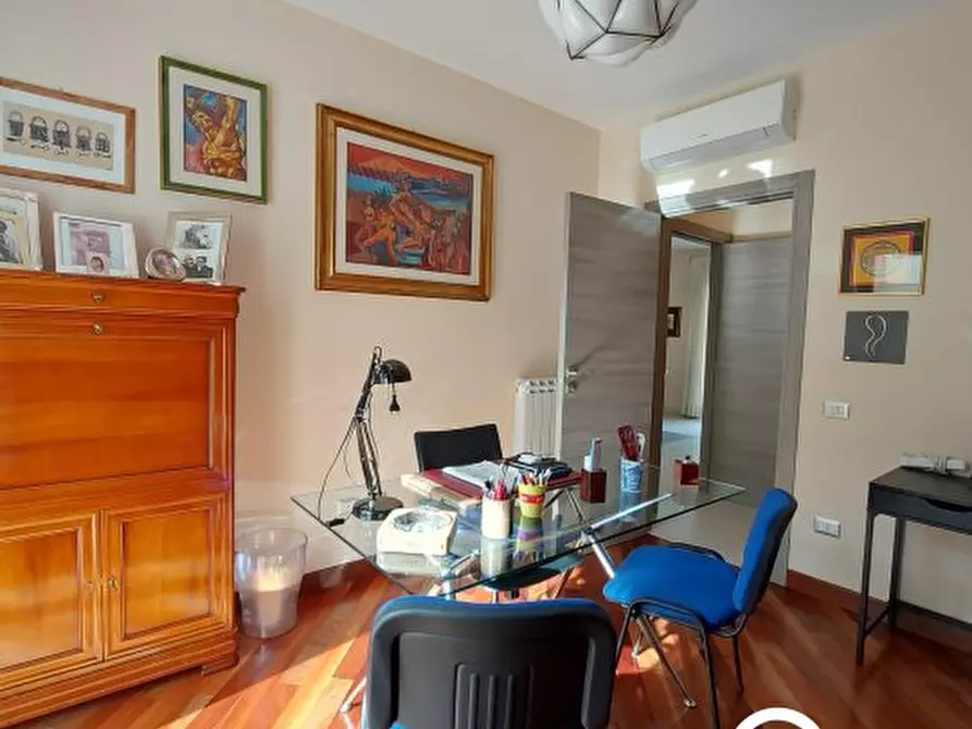 Immagine 10 di Appartamento in vendita  a Frattamaggiore