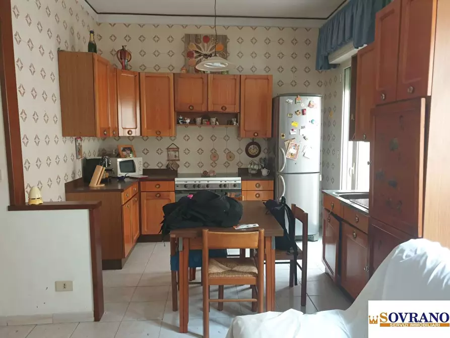 Immagine 10 di Appartamento in vendita  76 a Palermo