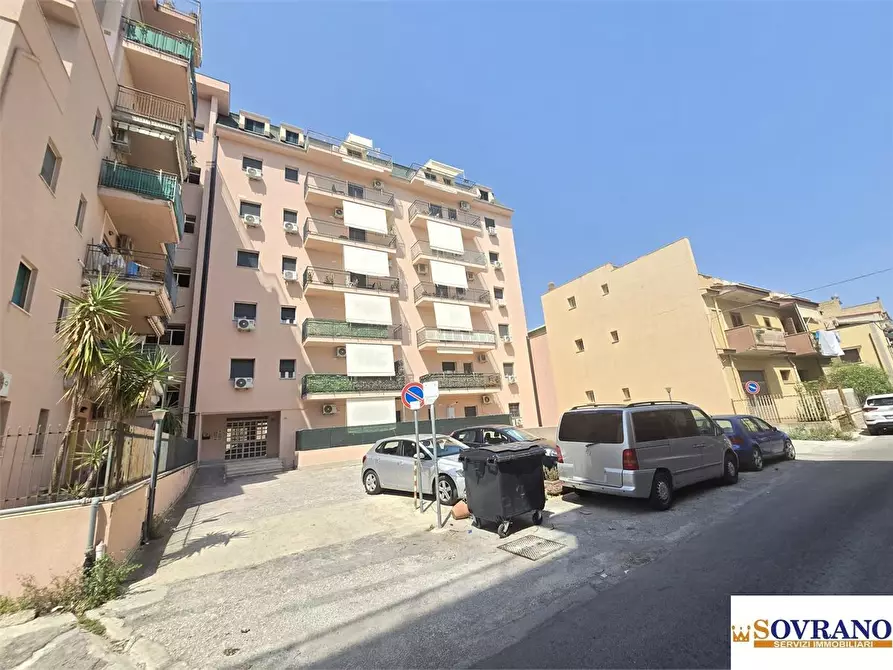 Immagine 1 di Appartamento in vendita  32 a Bagheria