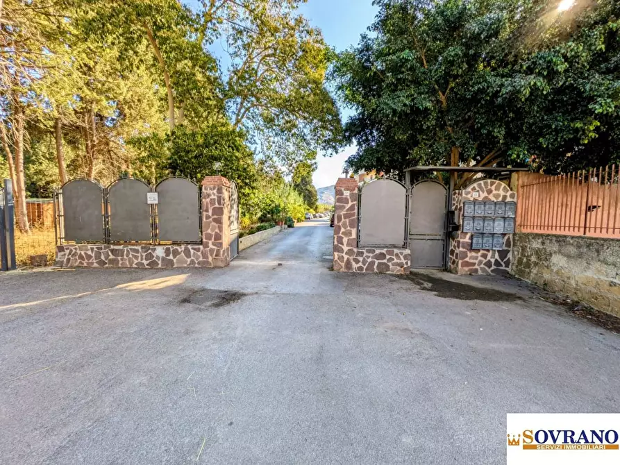 Immagine 4 di Appartamento in vendita  a Palermo