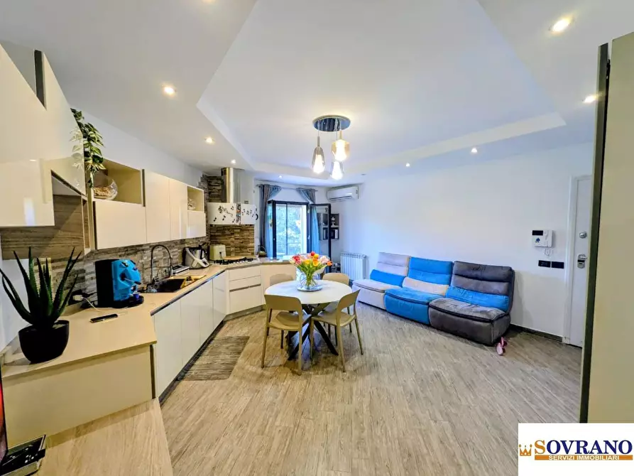 Immagine 6 di Appartamento in vendita  a Palermo