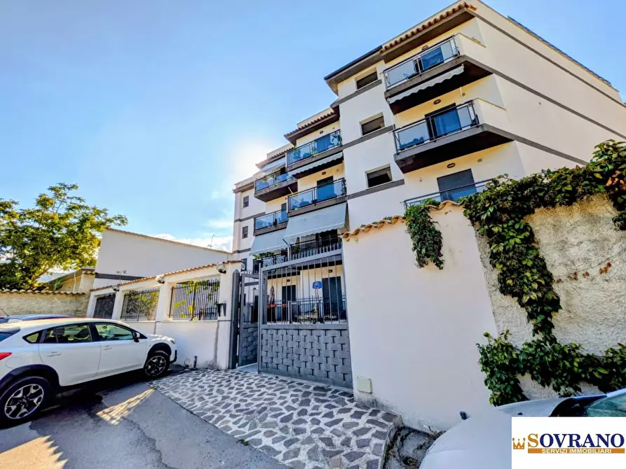 Immagine 2 di Appartamento in vendita  a Palermo