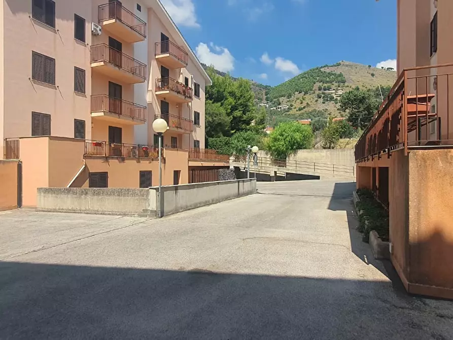 Immagine 2 di Appartamento in vendita  10 a Monreale