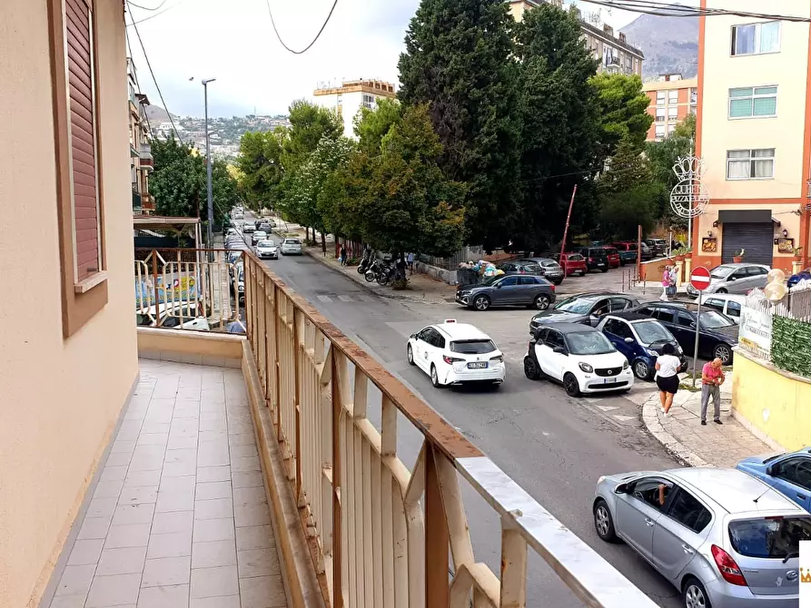 Immagine 9 di Appartamento in vendita  30 a Palermo