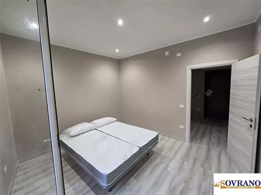 Immagine 5 di Appartamento in vendita  74 a Palermo