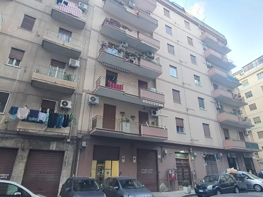 Immagine 1 di Appartamento in vendita  a Palermo