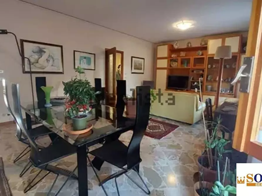 Immagine 3 di Appartamento in vendita  a Palermo