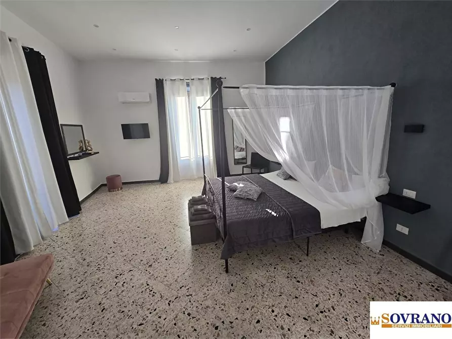 Immagine 9 di Appartamento in vendita  a Palermo