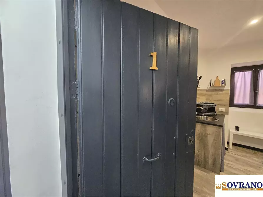 Immagine 5 di Appartamento in vendita  a Palermo