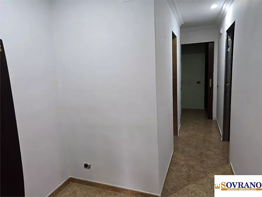 Immagine 4 di Appartamento in vendita  205 a Palermo