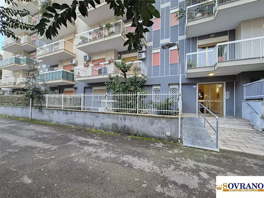 Immagine 2 di Appartamento in vendita  a Palermo