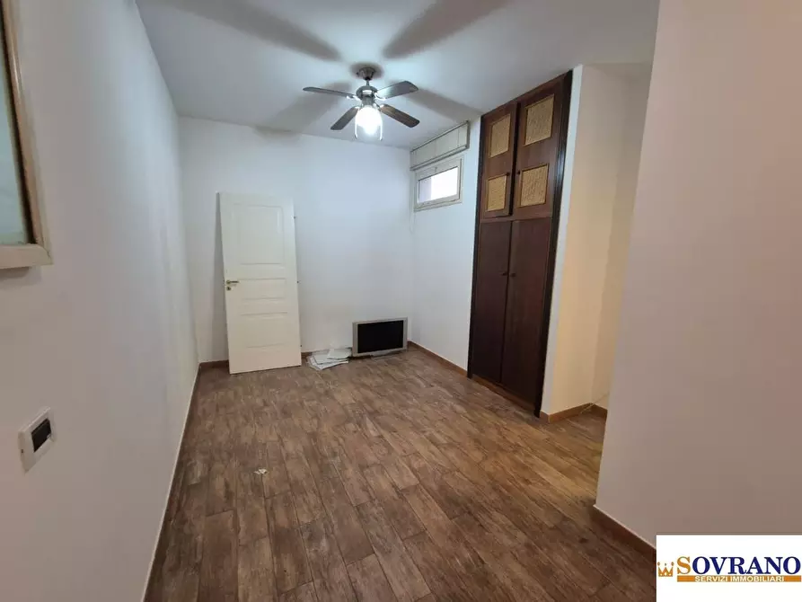 Immagine 8 di Appartamento in vendita  a Palermo