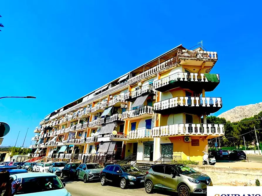 Immagine 3 di Appartamento in vendita  a Capaci