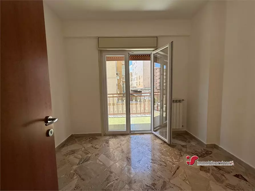 Immagine 7 di Appartamento in vendita  a Palermo