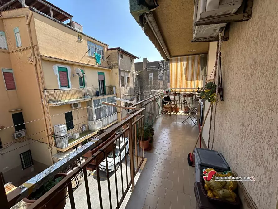 Immagine 2 di Appartamento in vendita  a Palermo