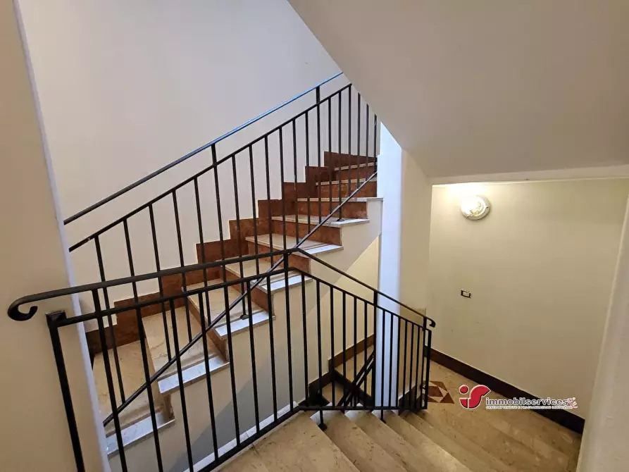 Immagine 1 di Appartamento in vendita  a Palermo