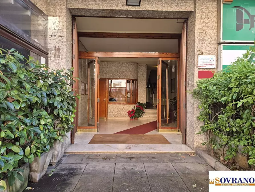 Immagine 3 di Appartamento in vendita  a Palermo