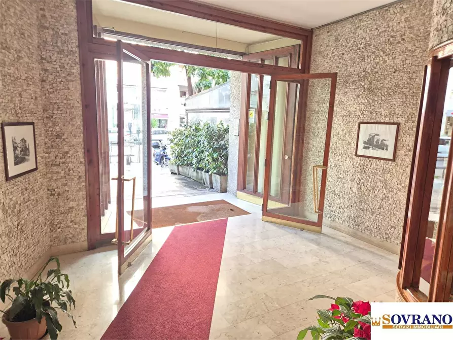 Immagine 4 di Appartamento in vendita  a Palermo