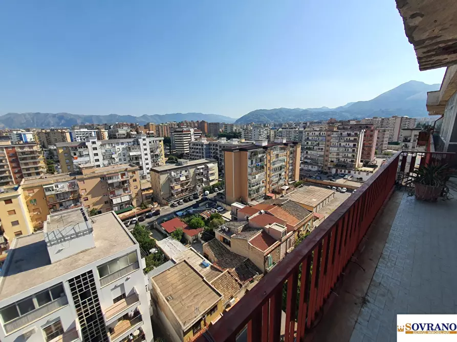 Immagine 5 di Appartamento in vendita  31 a Palermo