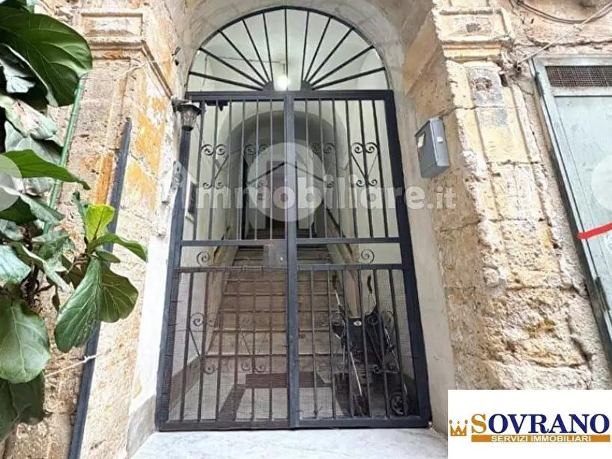 Immagine 2 di Appartamento in vendita  a Palermo