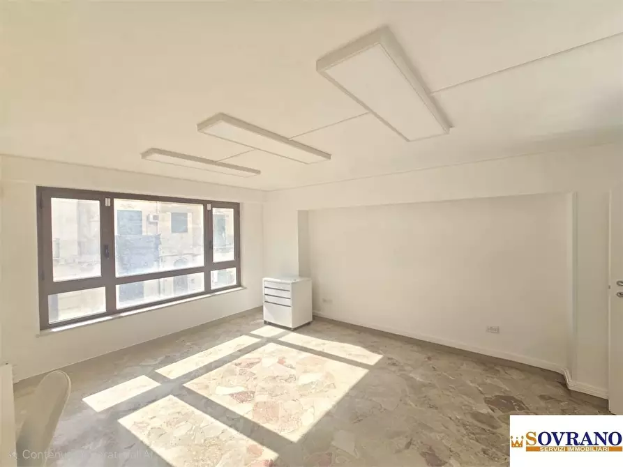 Immagine 10 di Appartamento in vendita  a Palermo