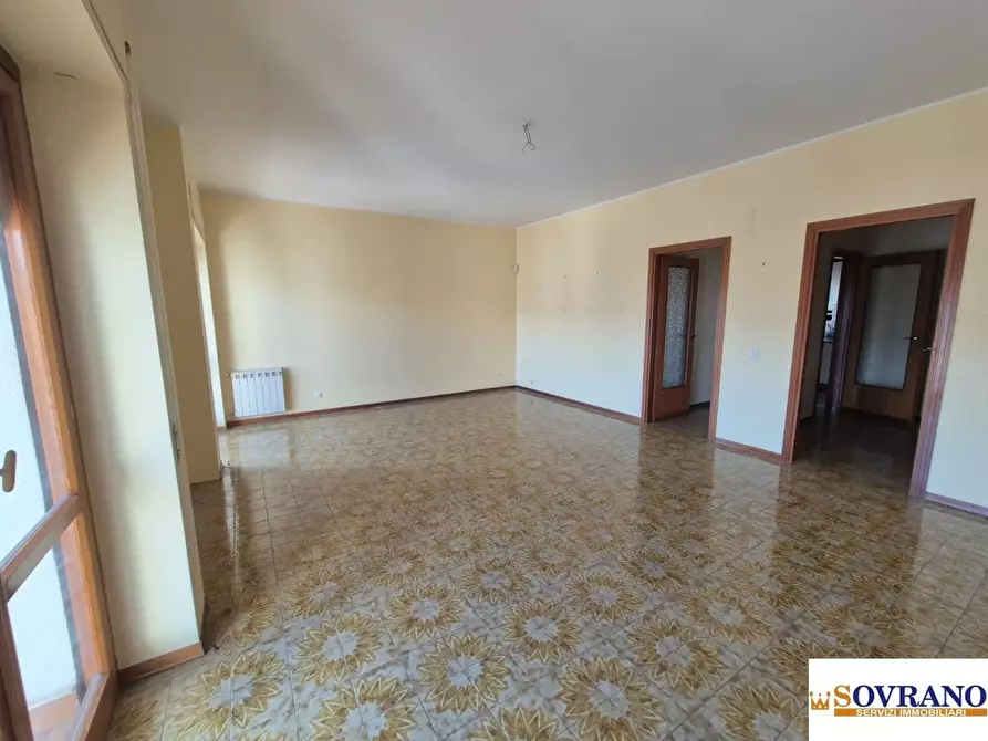 Immagine 4 di Appartamento in vendita  a Palermo