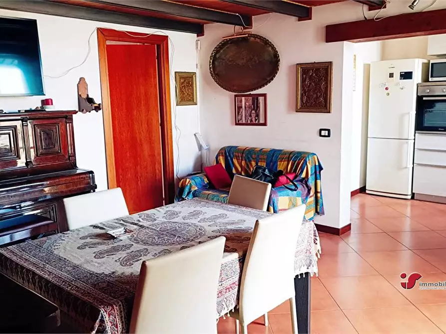 Immagine 3 di Appartamento in vendita  a Palermo