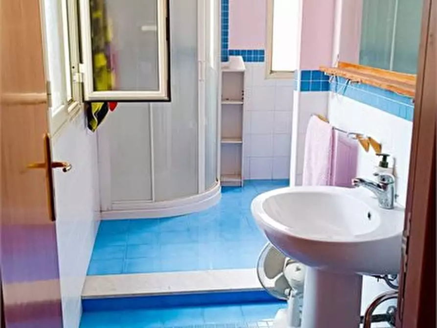 Immagine 10 di Appartamento in vendita  a Palermo