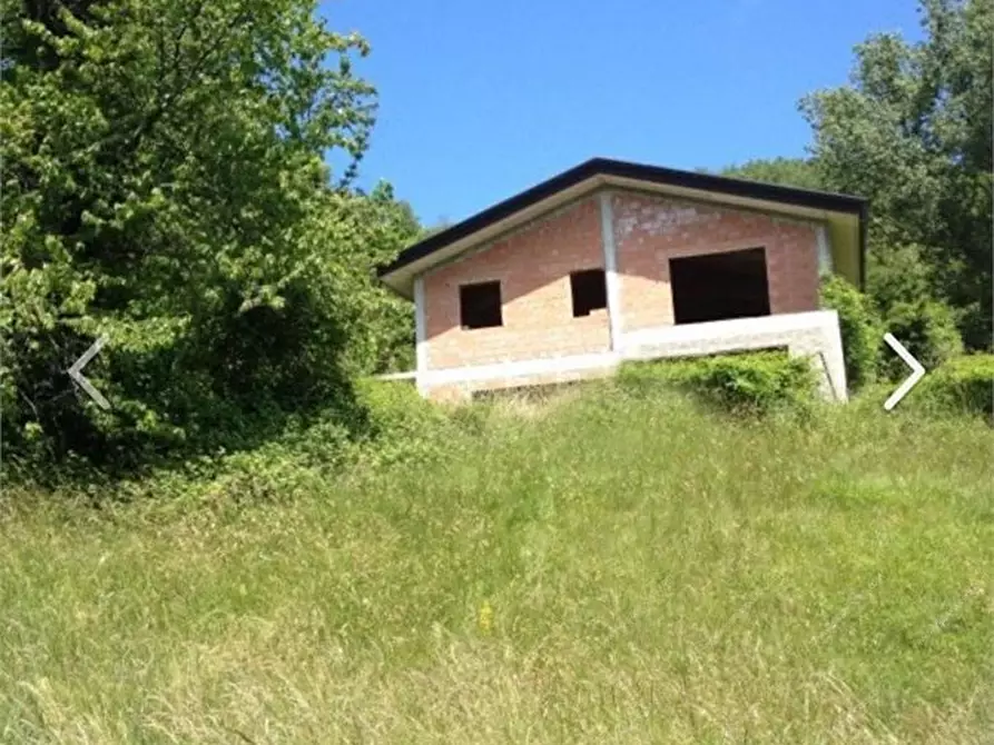 Immagine 3 di Appartamento in vendita  8 a Compiano