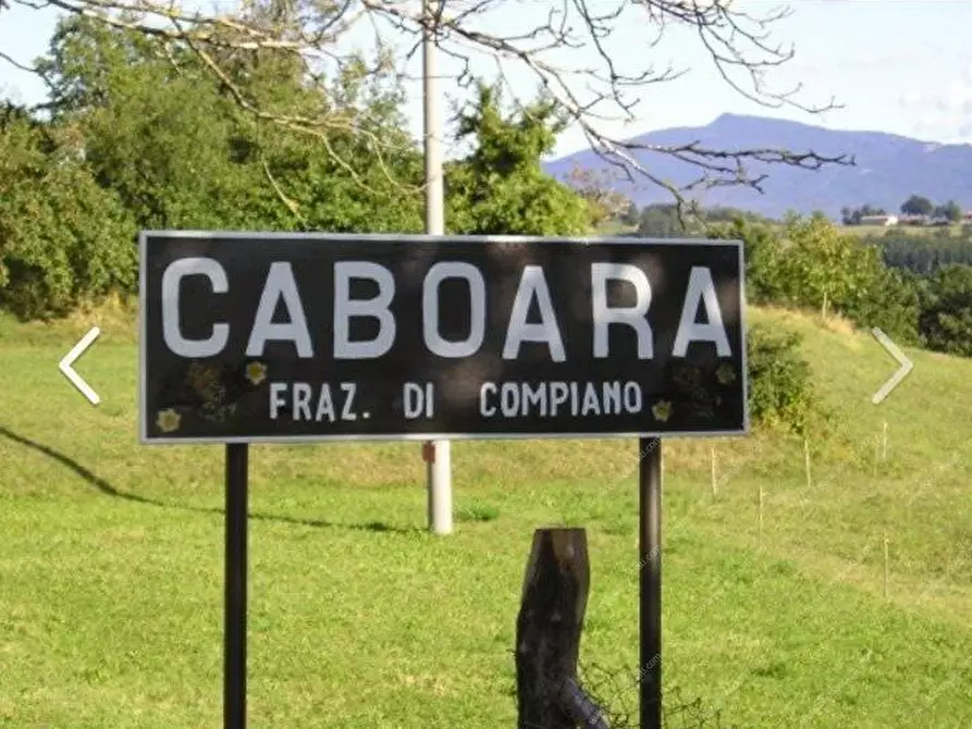 Immagine 1 di Appartamento in vendita  8 a Compiano