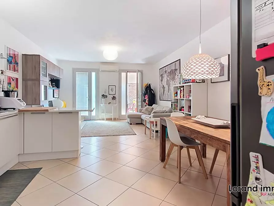 Immagine 8 di Appartamento in vendita  a Pisa