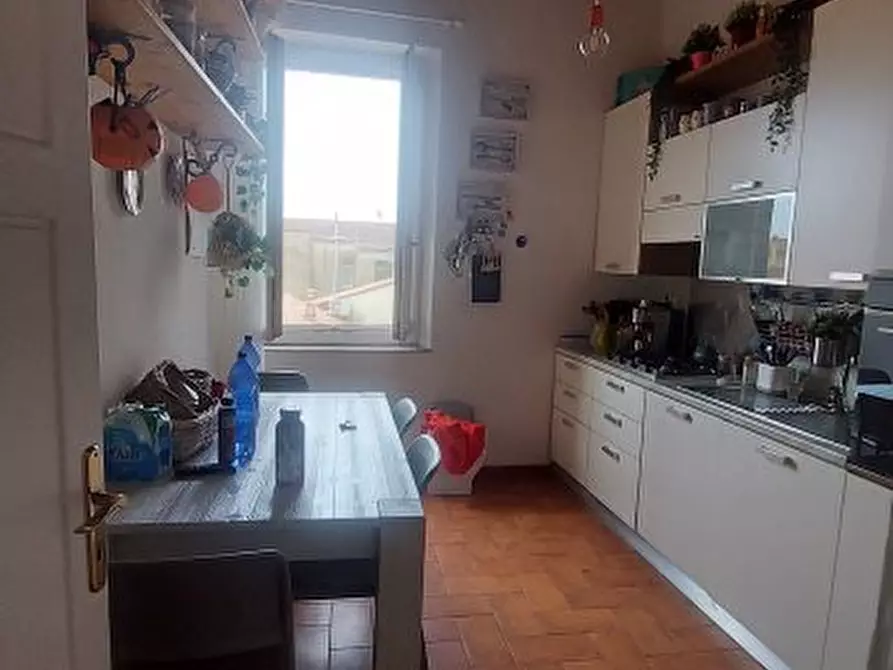 Immagine 4 di Appartamento in vendita  a Pisa