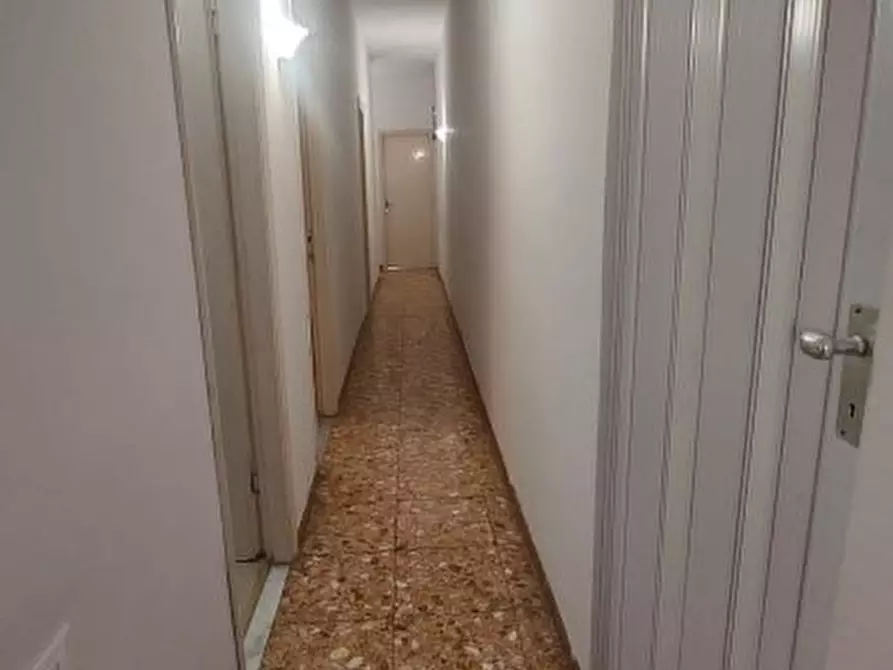 Immagine 8 di Appartamento in vendita  a Pisa